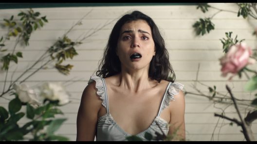 فيلم The Free Fall 2021 ايجي بست