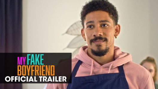 فيلم My Fake Boyfriend 2022 ايجي بست