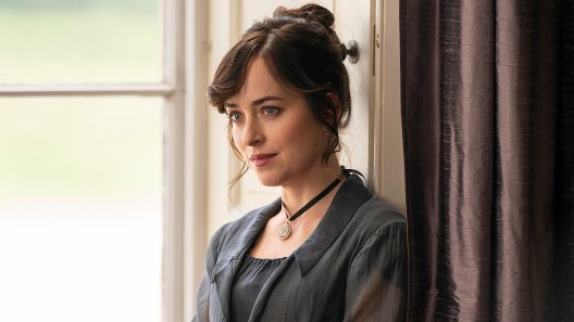 فيلم Persuasion 2022 ايجي بست