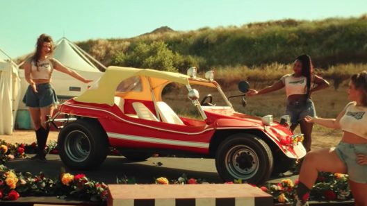 فيلم Altrimenti ci arrabbiamo 2022 ايجي بست