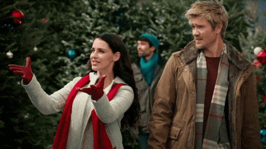 فيلم Too Close For Christmas 2022 ايجي بست