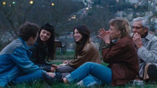 فيلم The Passengers of the Night 2022 ايجي بست